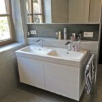 Waschbecken mit Unterschrank